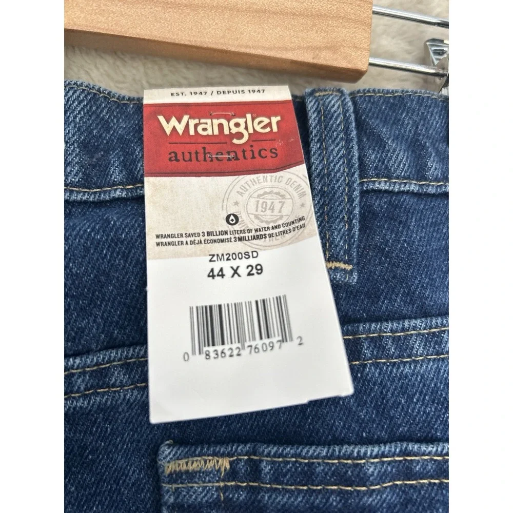 NWT Wrangler Authentics Jeans Mens 44x29 Blue Straight Fit Stretch Casual‎ Pants